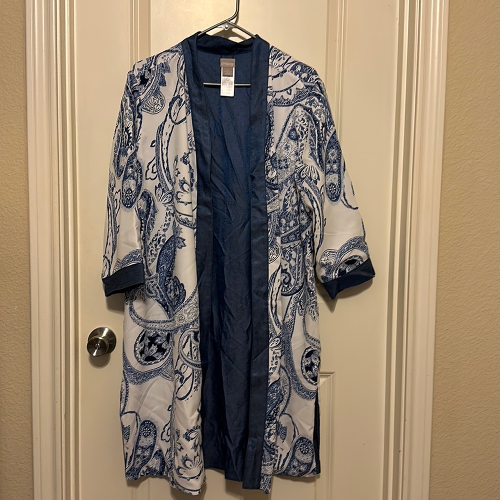 Chico”s Reversible Paisley to Solid Kimono Size 3 (XL) Never worn